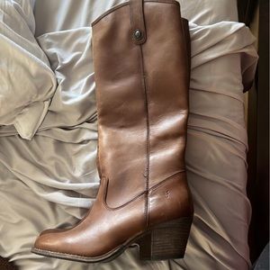 FRYE boots